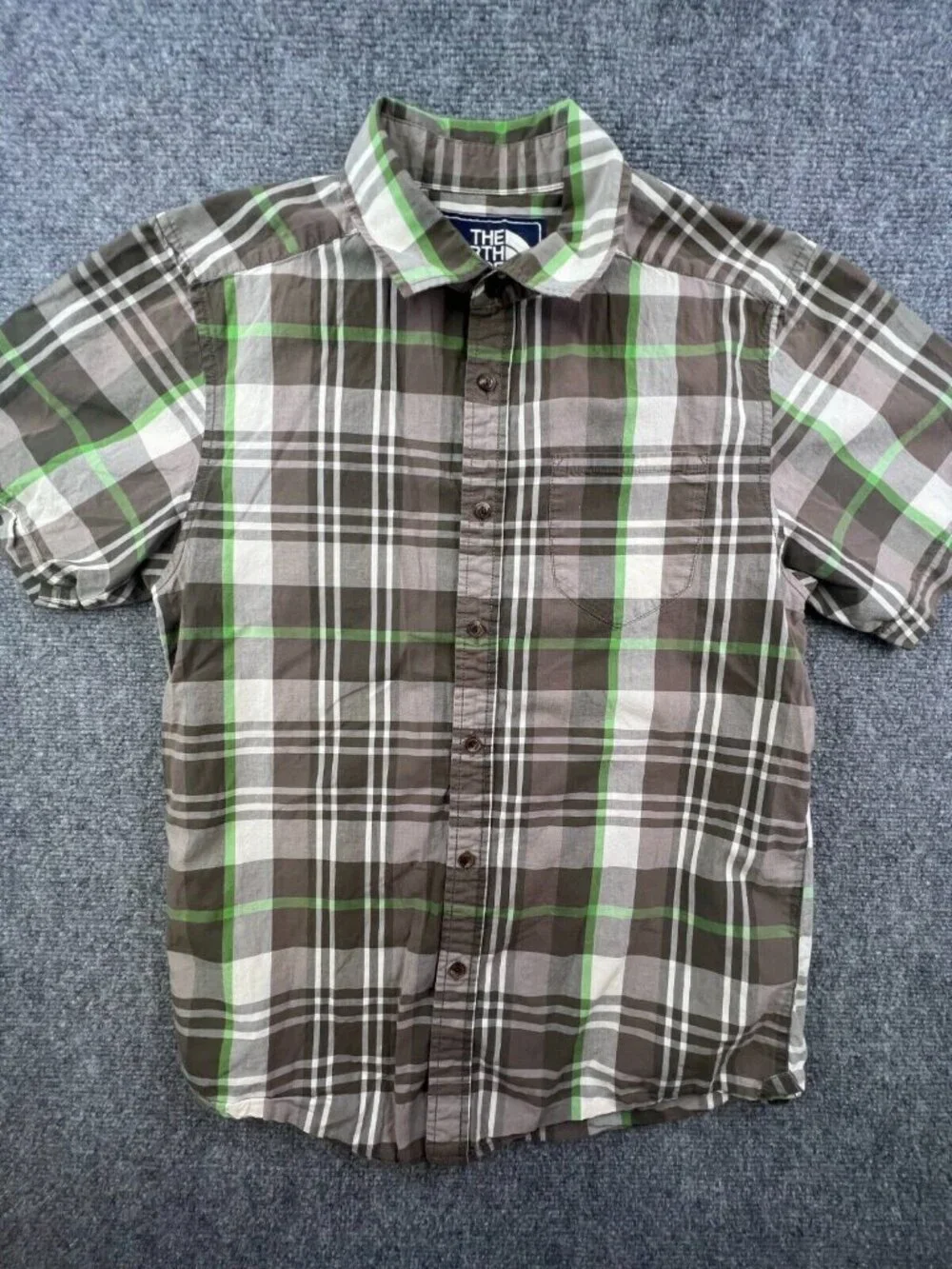 The North Face Button Up Shirt Men’s Small Gray Green Plaid Casual Short Sleeve